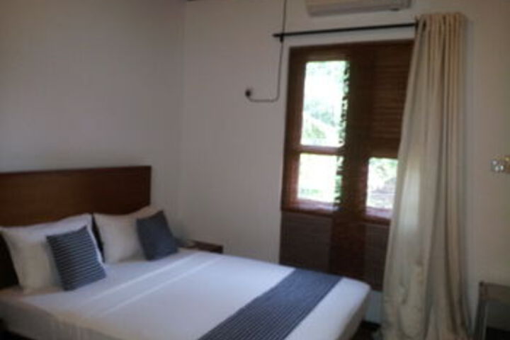 Room 15 of 29