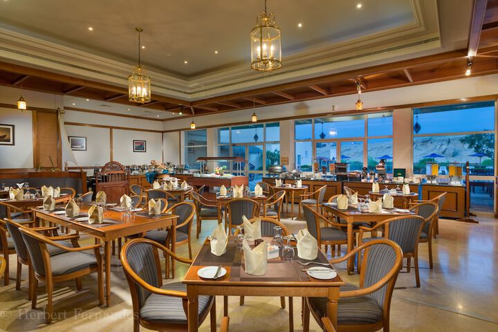 Dining 92 of 121