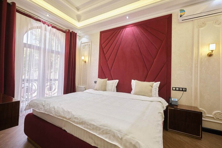 Room 37 of 78