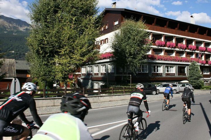Hotel 32 of 32