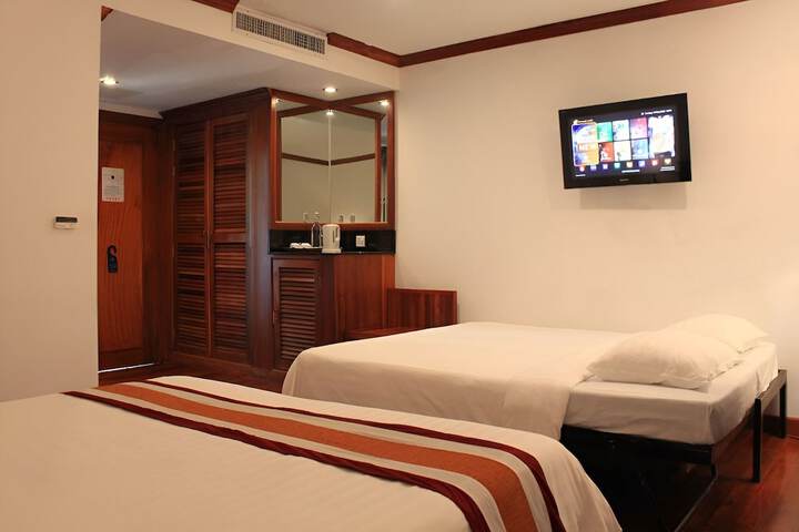 Room 15 of 133