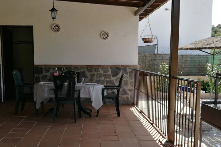 Cosy Holiday Home With a Beautiful View all on Ground Floor,near Coín and Guaro