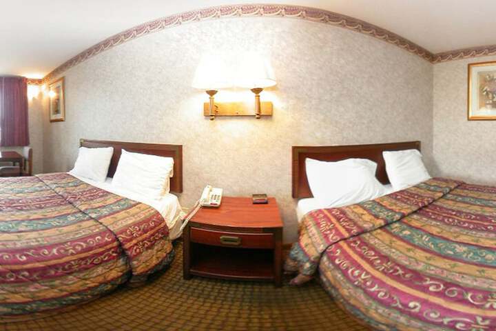 Room 5 of 33