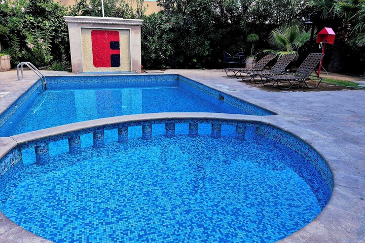 Pool Hotel