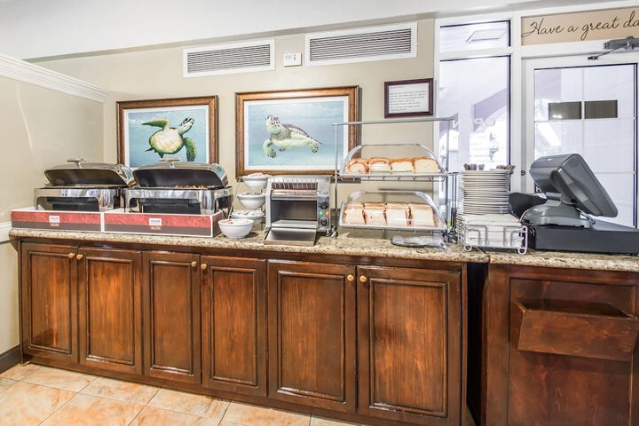 Breakfast/Coffee Service 43 of 60