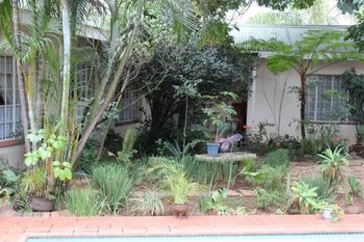 Hotel Exterior 6 of 18