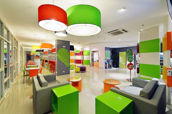 Hotel Interior 10 of 36