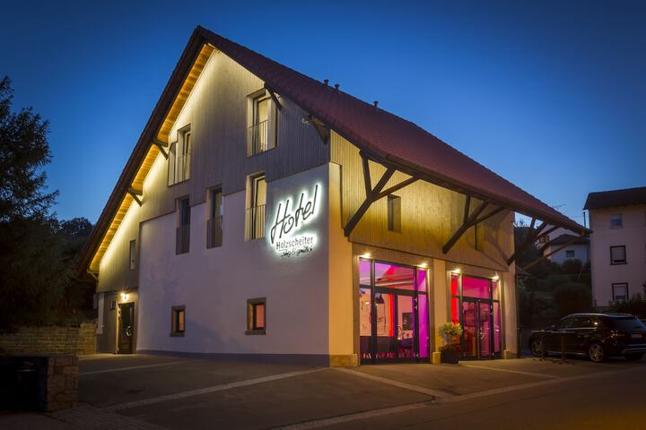 Hotel 14 of 16