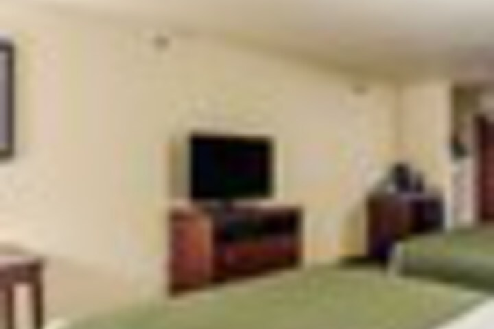 Room 26 of 108
