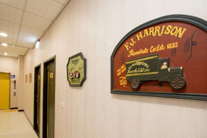 Ballroom/Hall 43 of 47