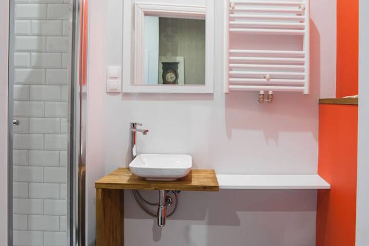 Clean Restrooms