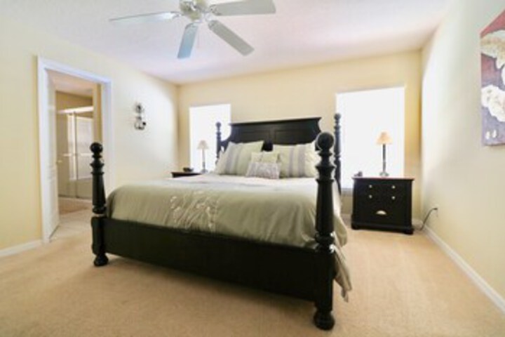 Room 18 of 25