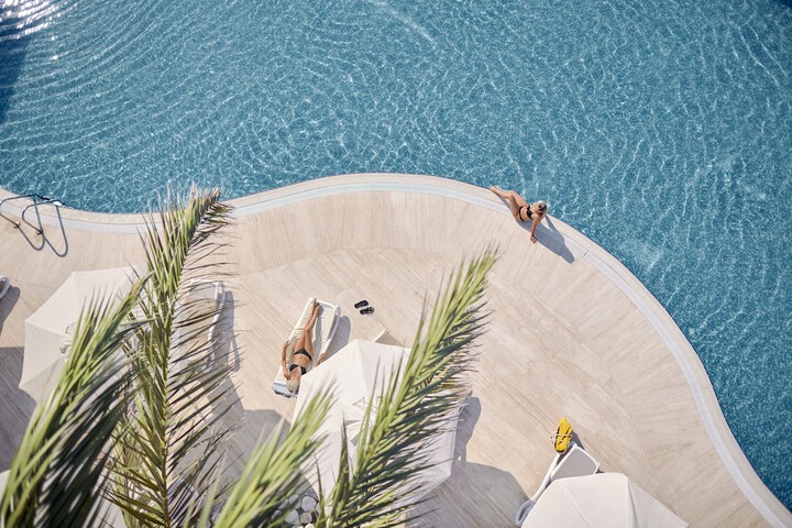 Pool Hotel