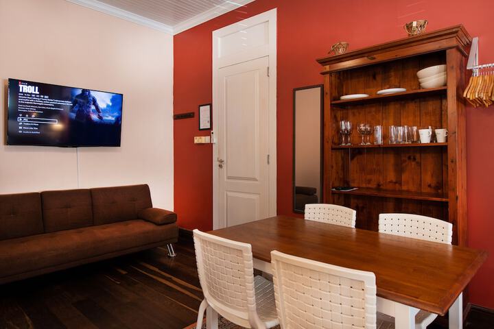 Room 45 of 116