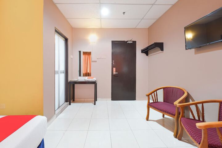 Room 10 of 41