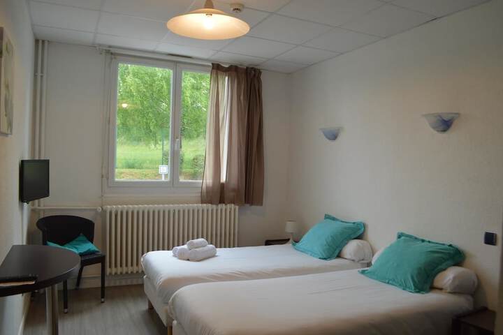 Room 5 of 45