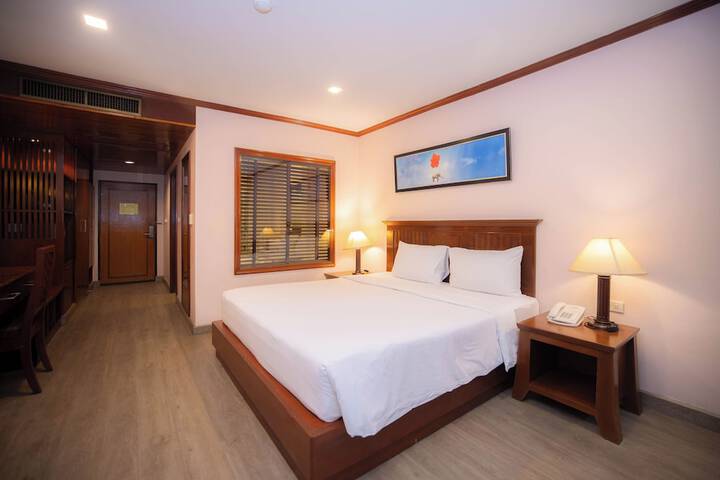 Room 42 of 98