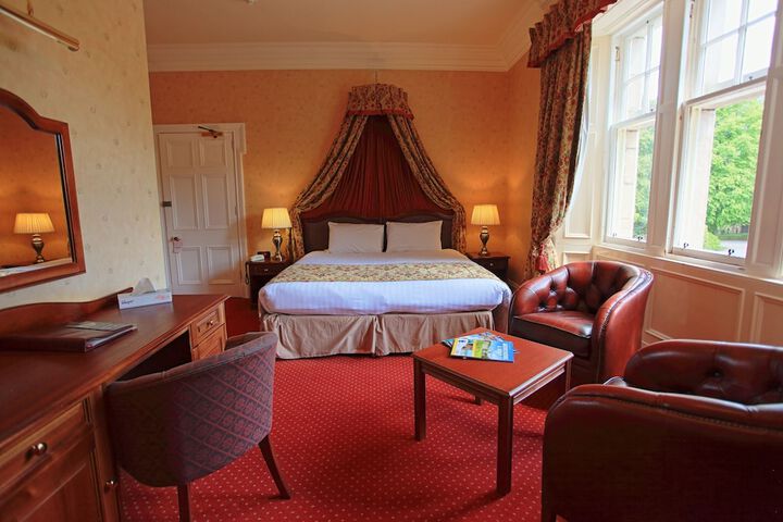 Room 7 of 52