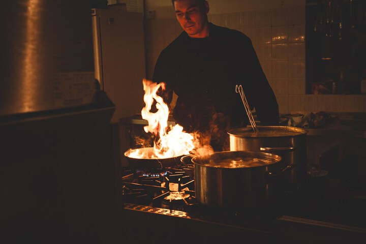 Dining 33 of 70
