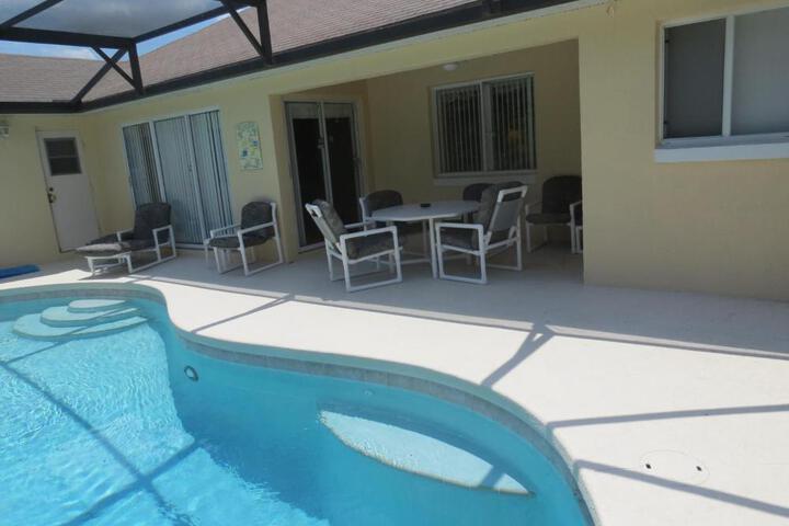 3 Bedroom Standard Davenport Home FL 33897 in Orlando, FL