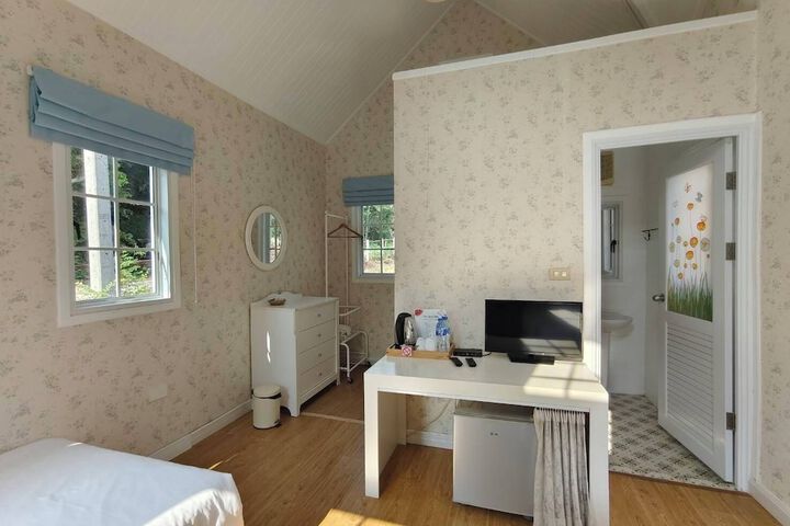 Room 18 of 41