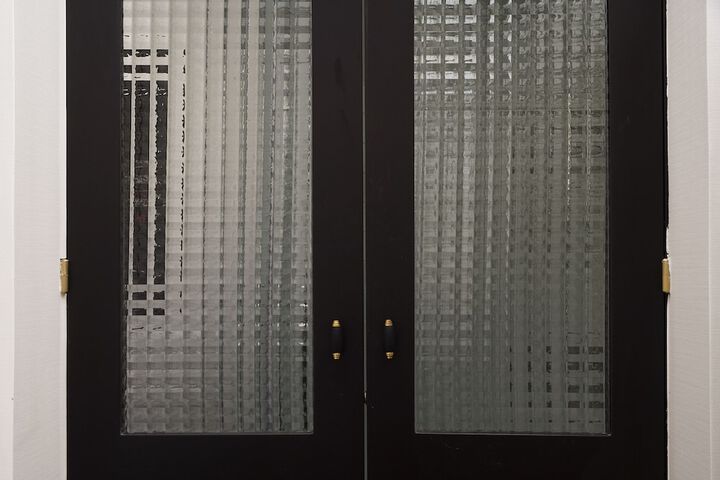 Room 3 of 38