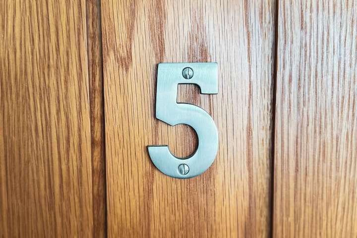 Room 34 of 160