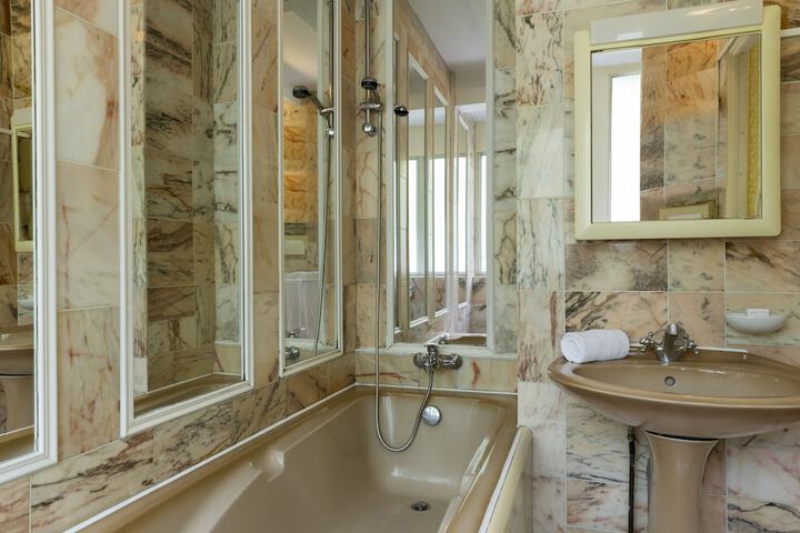 Bath Photo