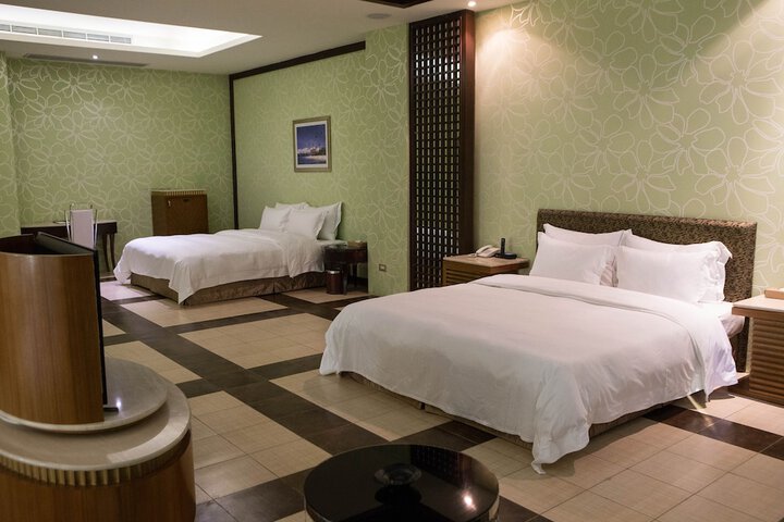 Room 19 of 79