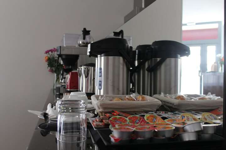 Breakfast/Coffee Service 20 of 31