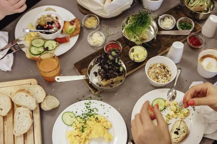 Breakfast/Coffee Service 13 of 21