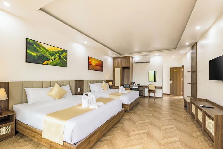 Room 40 of 99