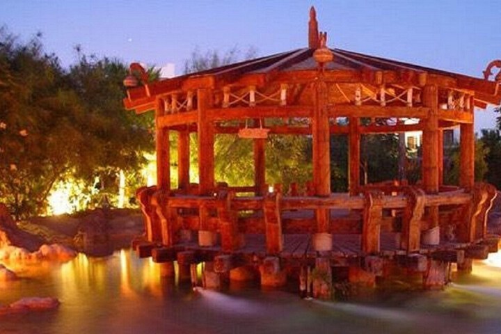 General 8 of 16