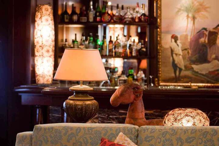 Lounge 42 of 63
