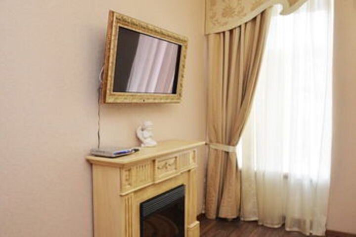 Room 26 of 32