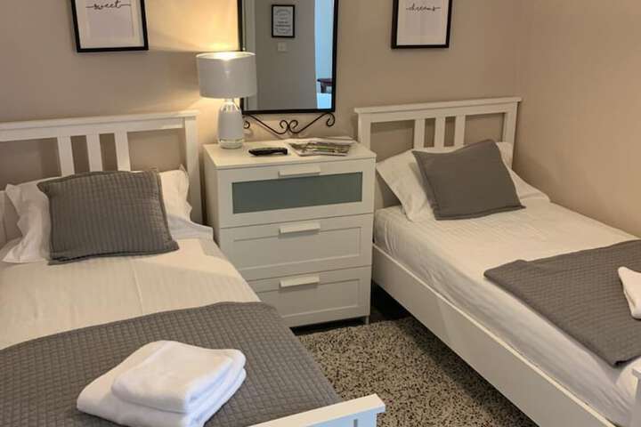 Room 6 of 20