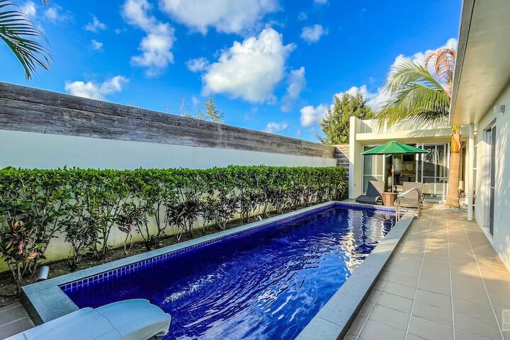 Pool 44 of 69