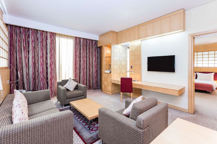 Room 26 of 179