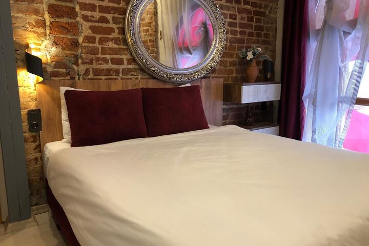 Room 34 of 55