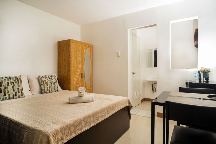 Room 11 of 47