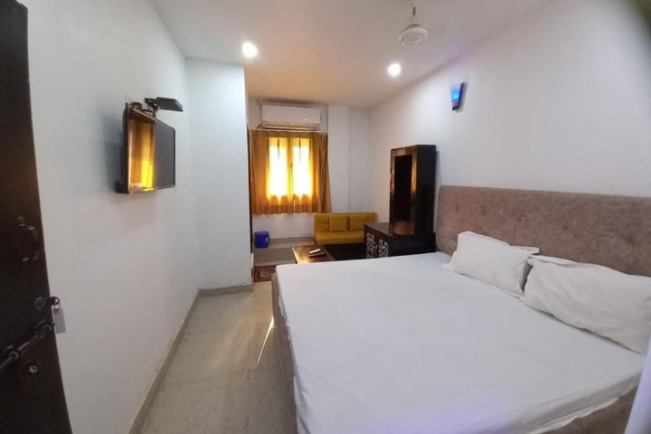 Hotel Metro Regency Budget Hotel Near Lucknow Junction