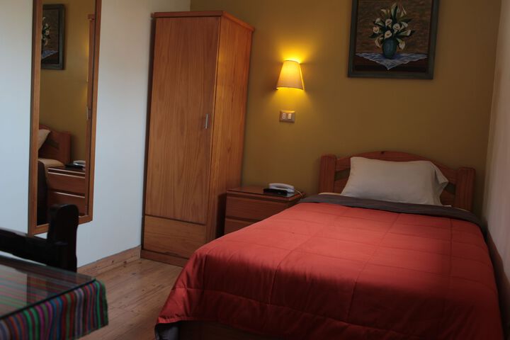 Room 3 of 5