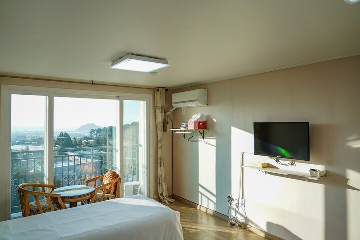 Room 19 of 22