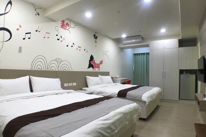 Room 6 of 49