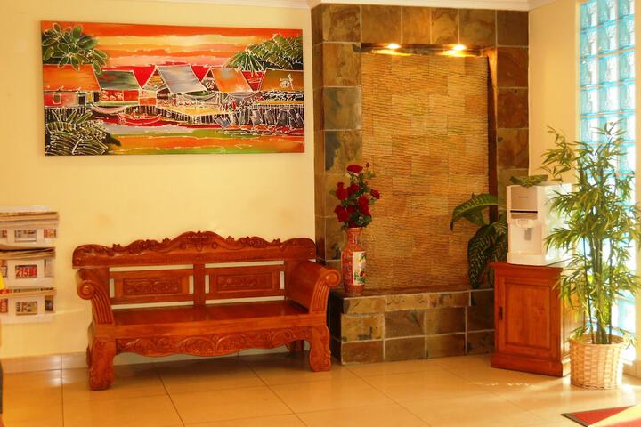 Hotel Lobby