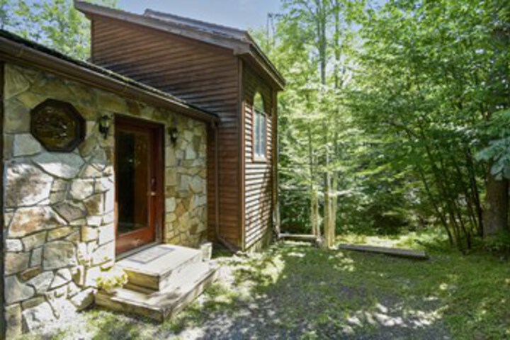 Property Grounds 28 of 36