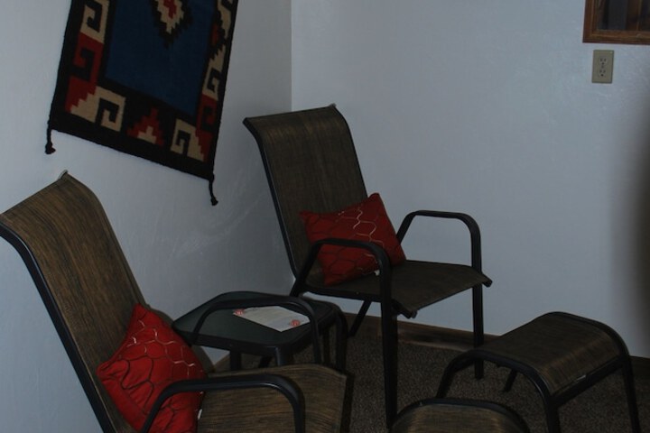 Room 65 of 128