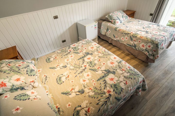 Room 28 of 63