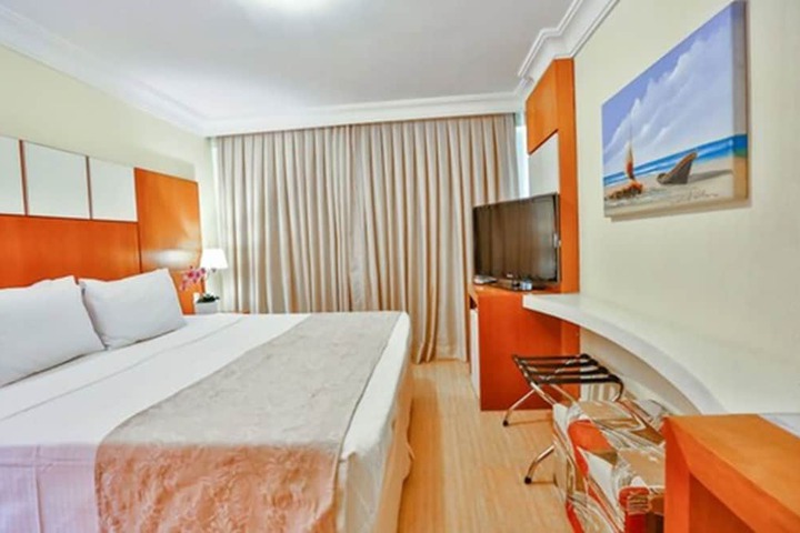 Room 15 of 64