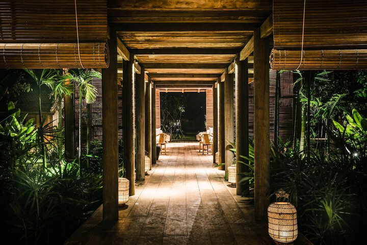 Lobby Entry